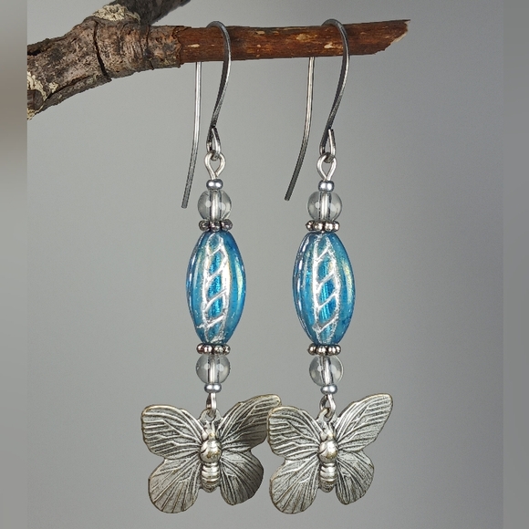 HAND CRAFTED Silver Butterfly Blue Artisan Glass Boho Vintage Style Earrings - Picture 4 of 6